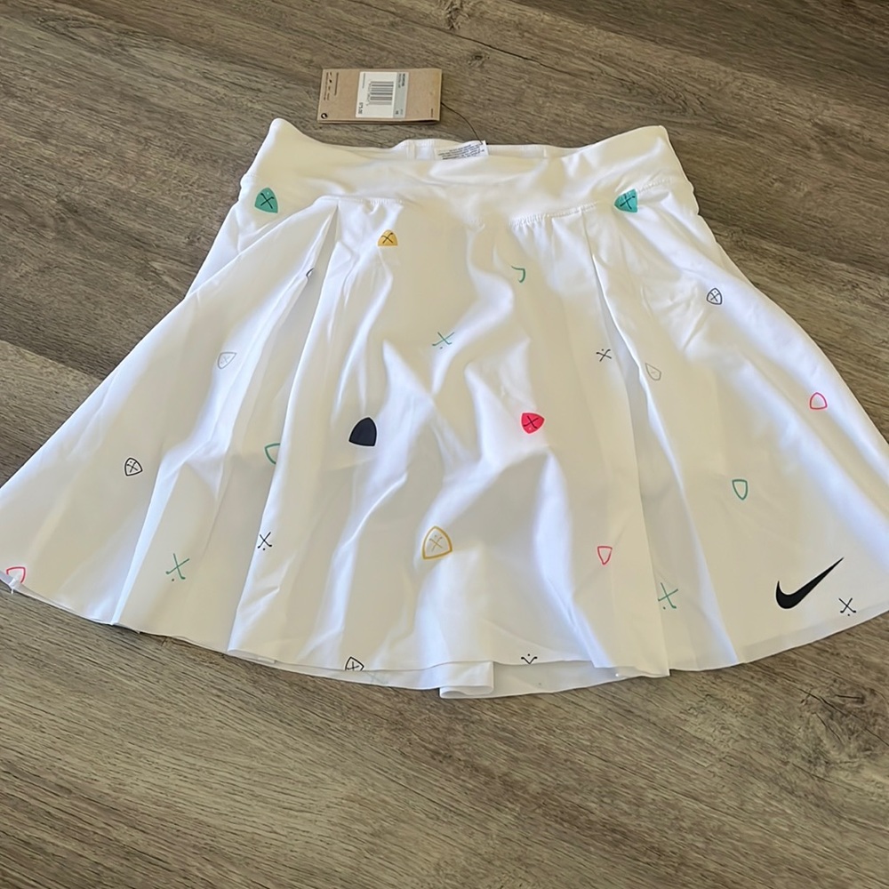 Nike brand new with tags skort